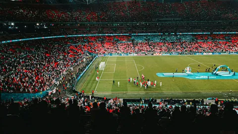 “2026苏超泰州强队集结完毕！巴特、范厚泰领衔，巅峰赛季再启征程！”